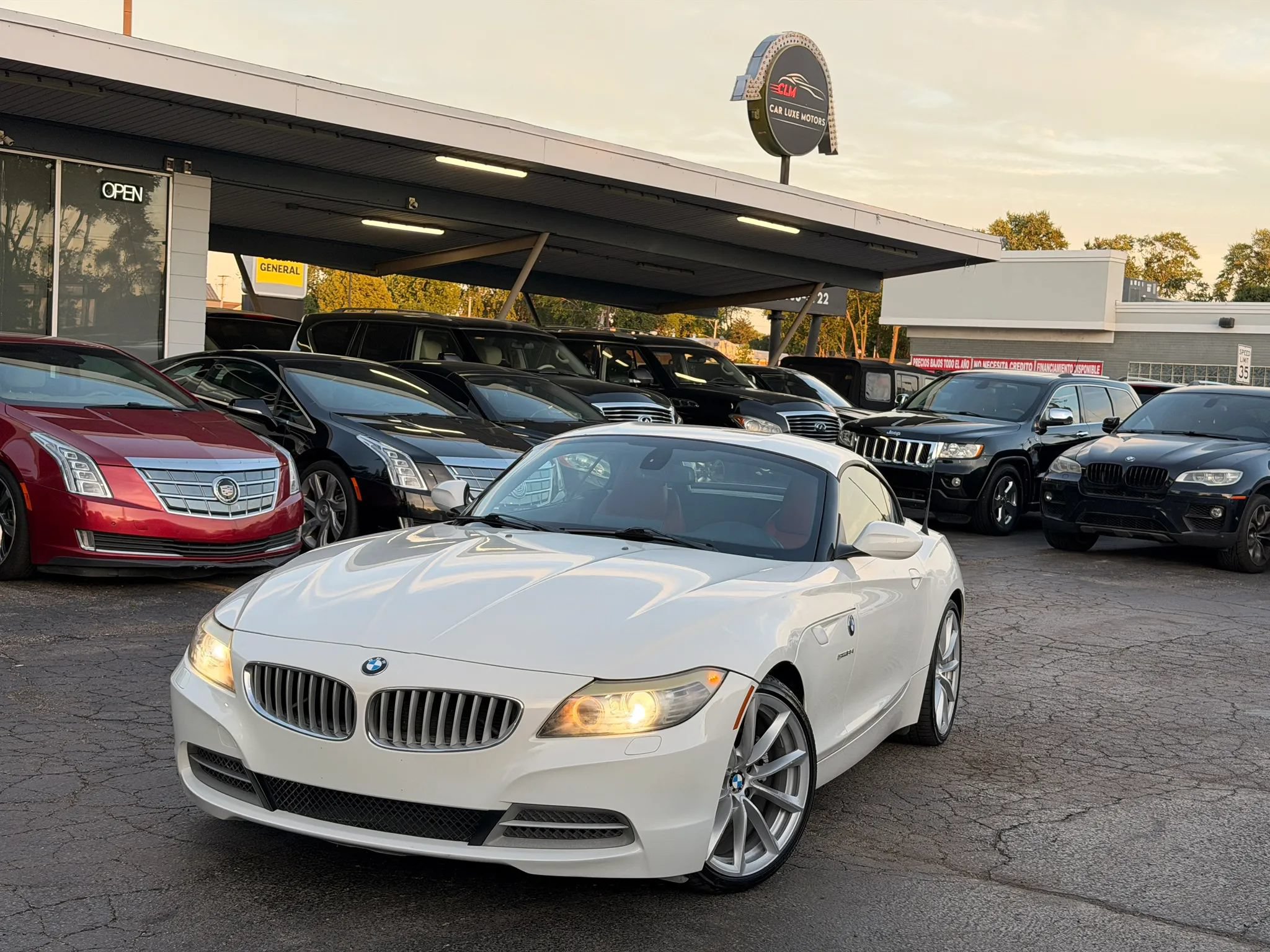Used 2010 BMW Z4 sDrive35i RWD image 2