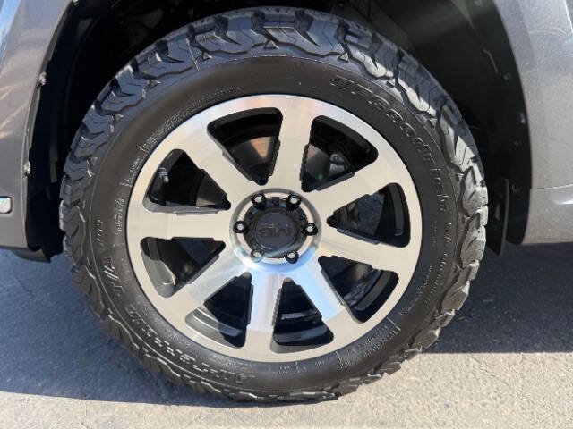 Used 2016 Toyota 4Runner Limited AWD/4WD image 9