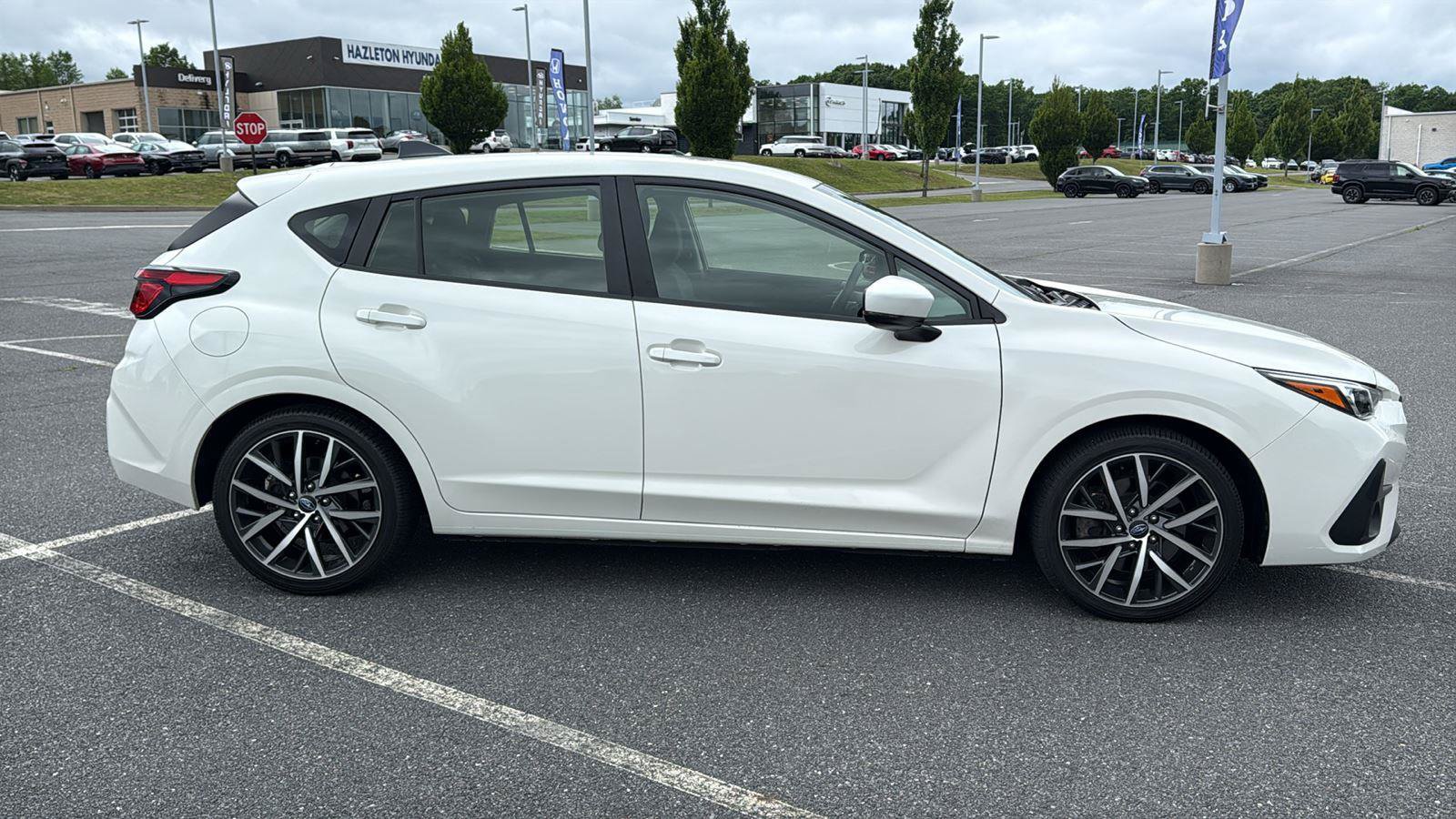 Used 2024 Subaru Impreza 2.0i Sport AWD/4WD image 3