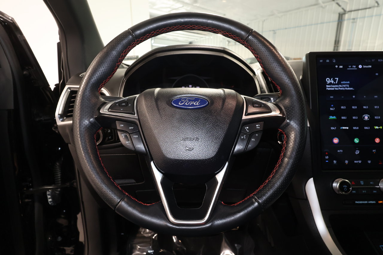 Used 2024 Ford Edge ST-Line AWD/4WD image 10