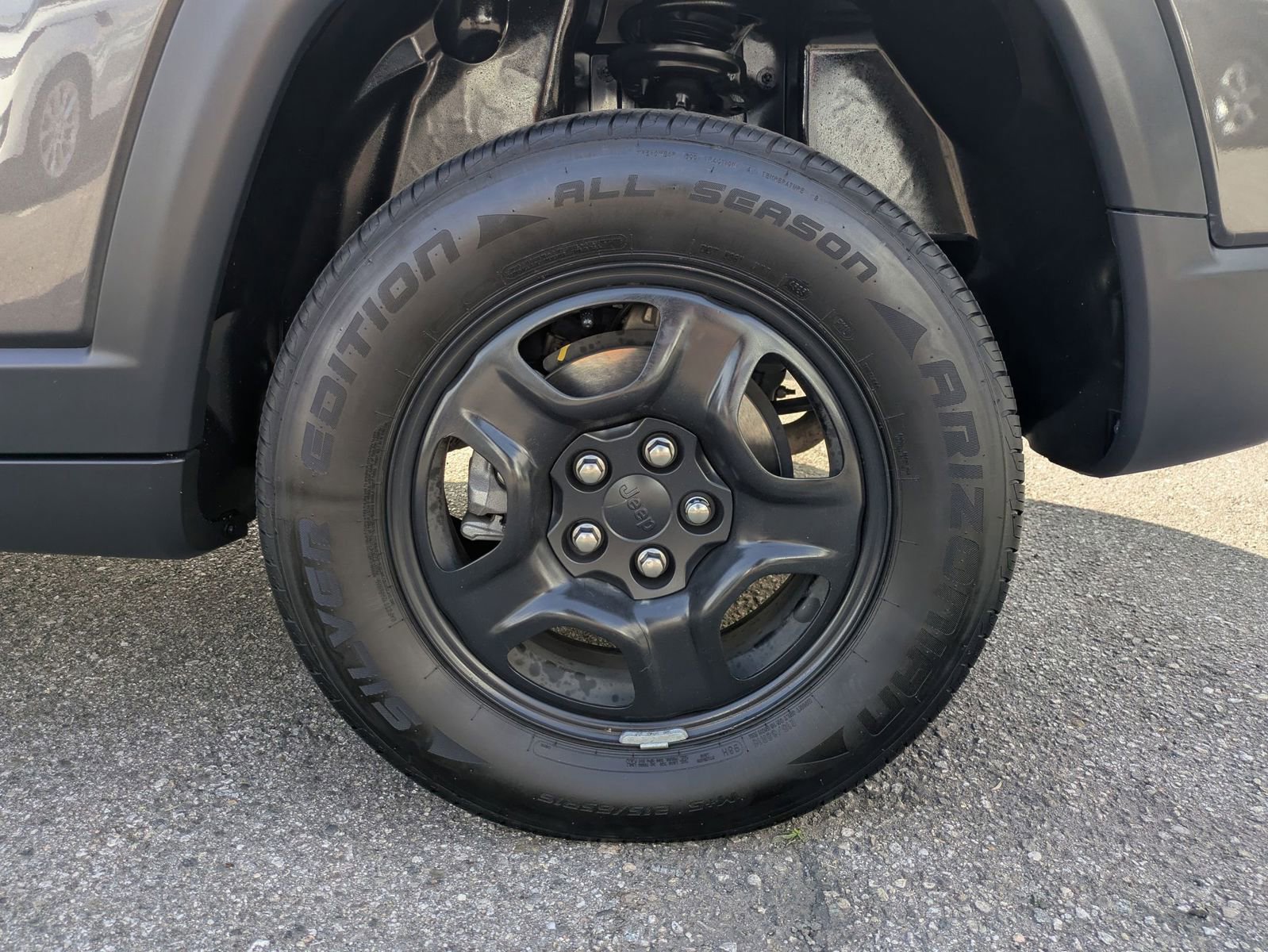 Used 2020 Jeep Compass Sport image 10