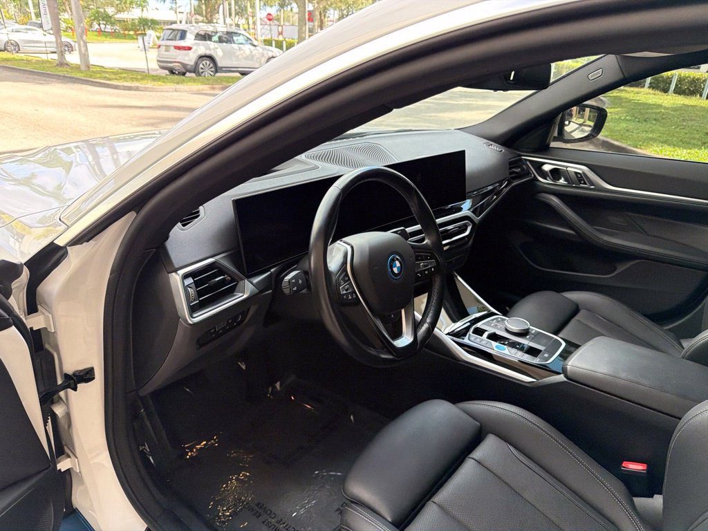 Used 2024 BMW i4 eDrive40 RWD image 7