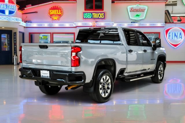 Used 2025 Chevrolet Silverado 2500 Custom w/ Custom Value Package AWD/4WD image 3