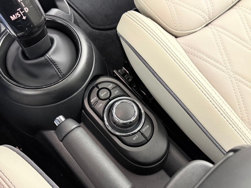 Certified 2024 MINI Cooper S FWD image 18