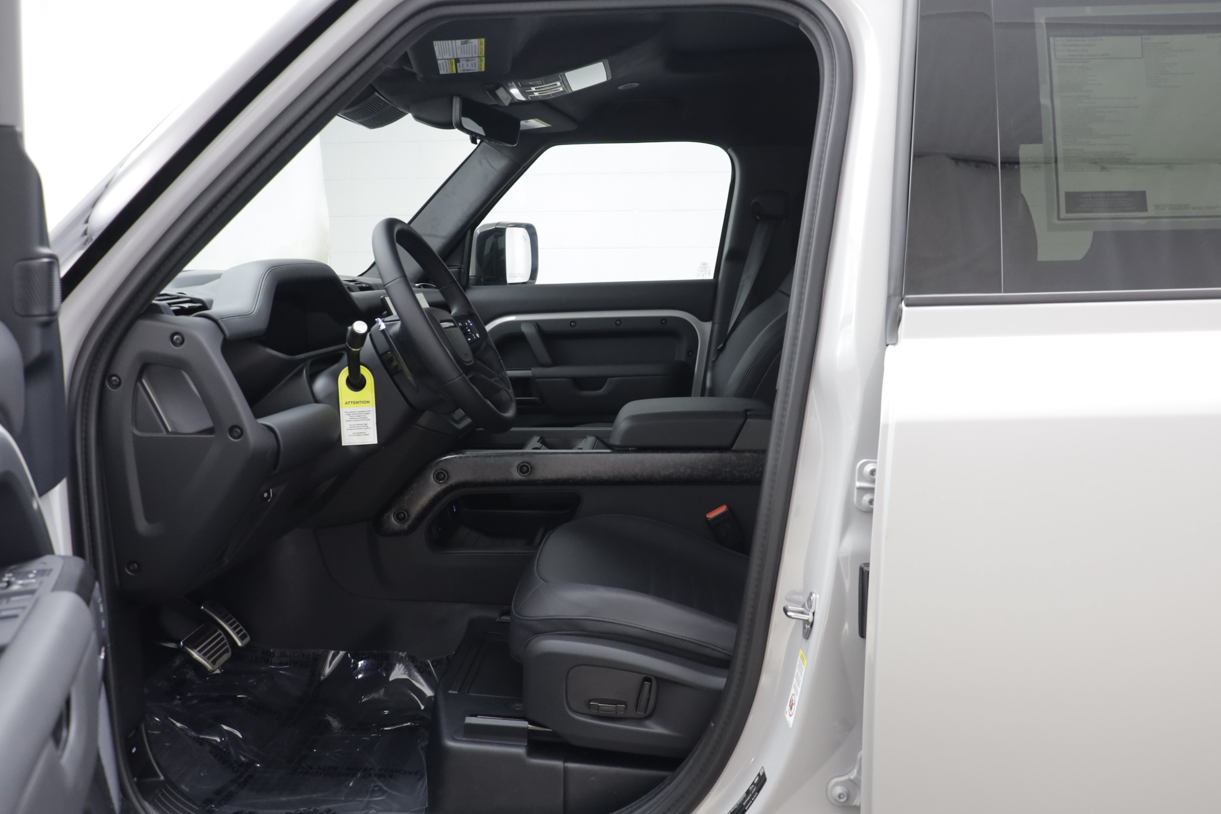 New 2026 Land Rover Defender 110 OCTA AWD/4WD image 6