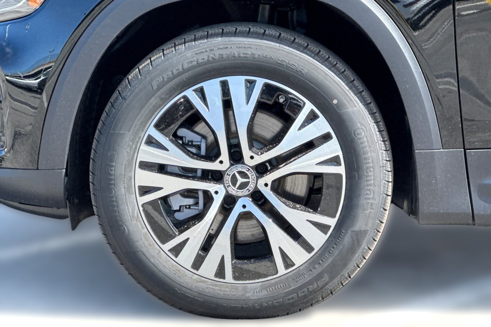 New 2026 Mercedes-Benz GLB 250 image 12