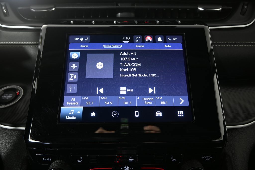 Used 2024 Jeep Grand Cherokee Altitude image 26