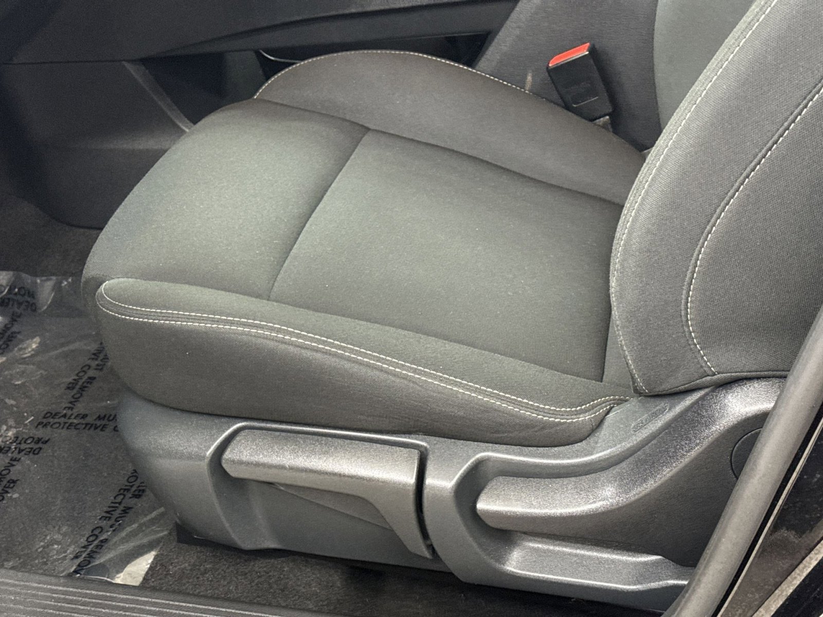 Used 2023 Nissan Rogue S image 18