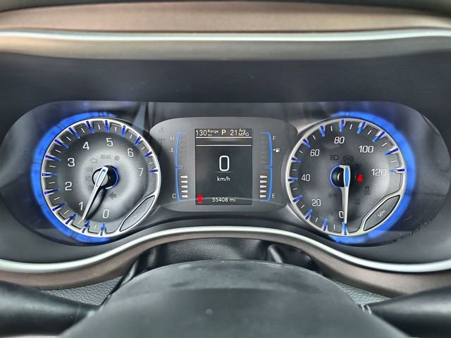 Used 2023 Chrysler Voyager LX image 24