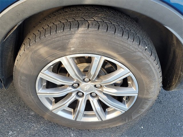 Used 2019 Cadillac XT4 Sport w/ Cold Weather Package image 7