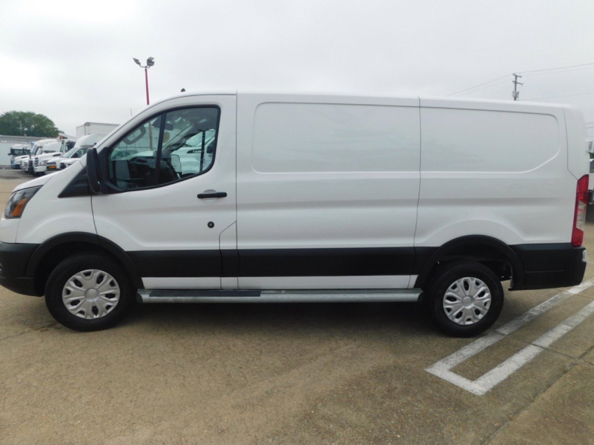 Used 2023 Ford Transit 250 Low Roof w/ Exterior Upgrade Package image 4