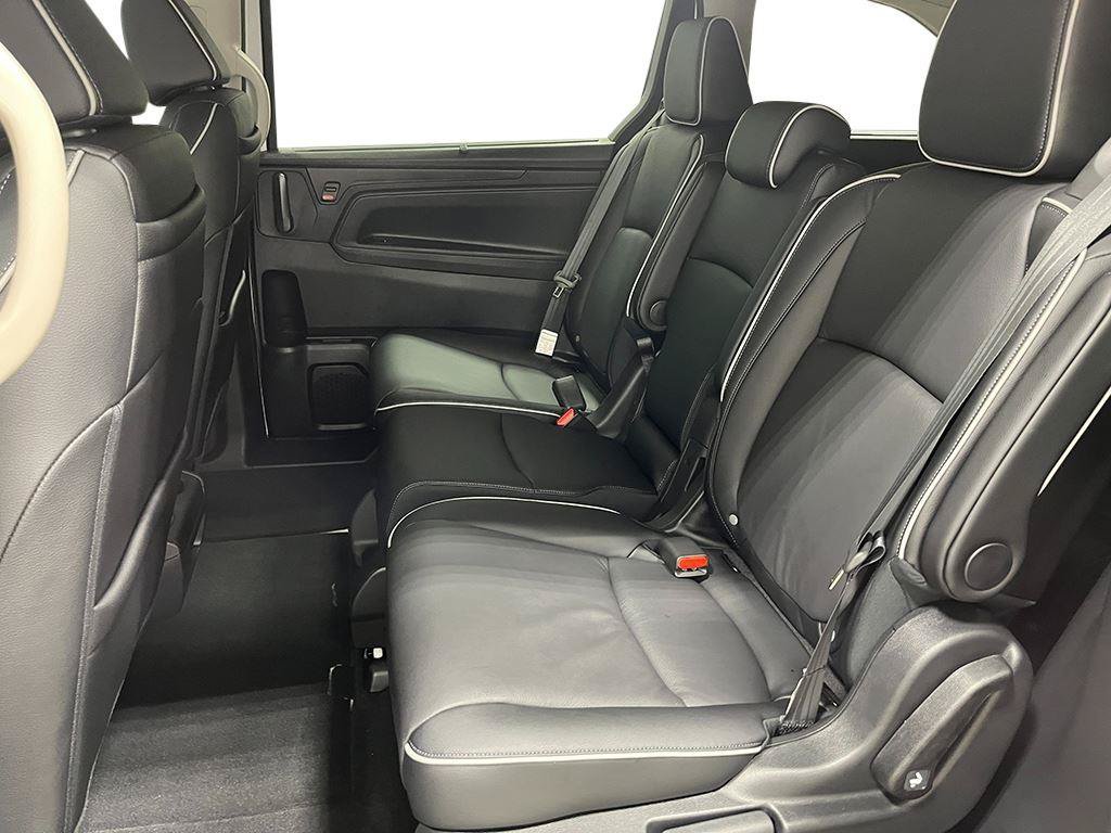 New 2026 Honda Odyssey Touring image 22