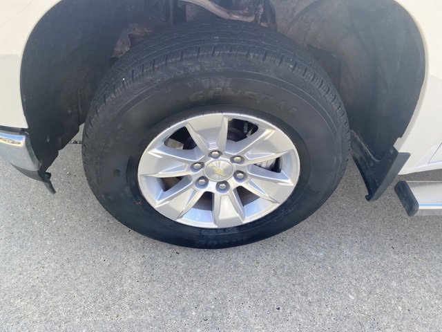 Used 2019 Chevrolet Silverado 1500 LT w/ All-Star Edition image 10