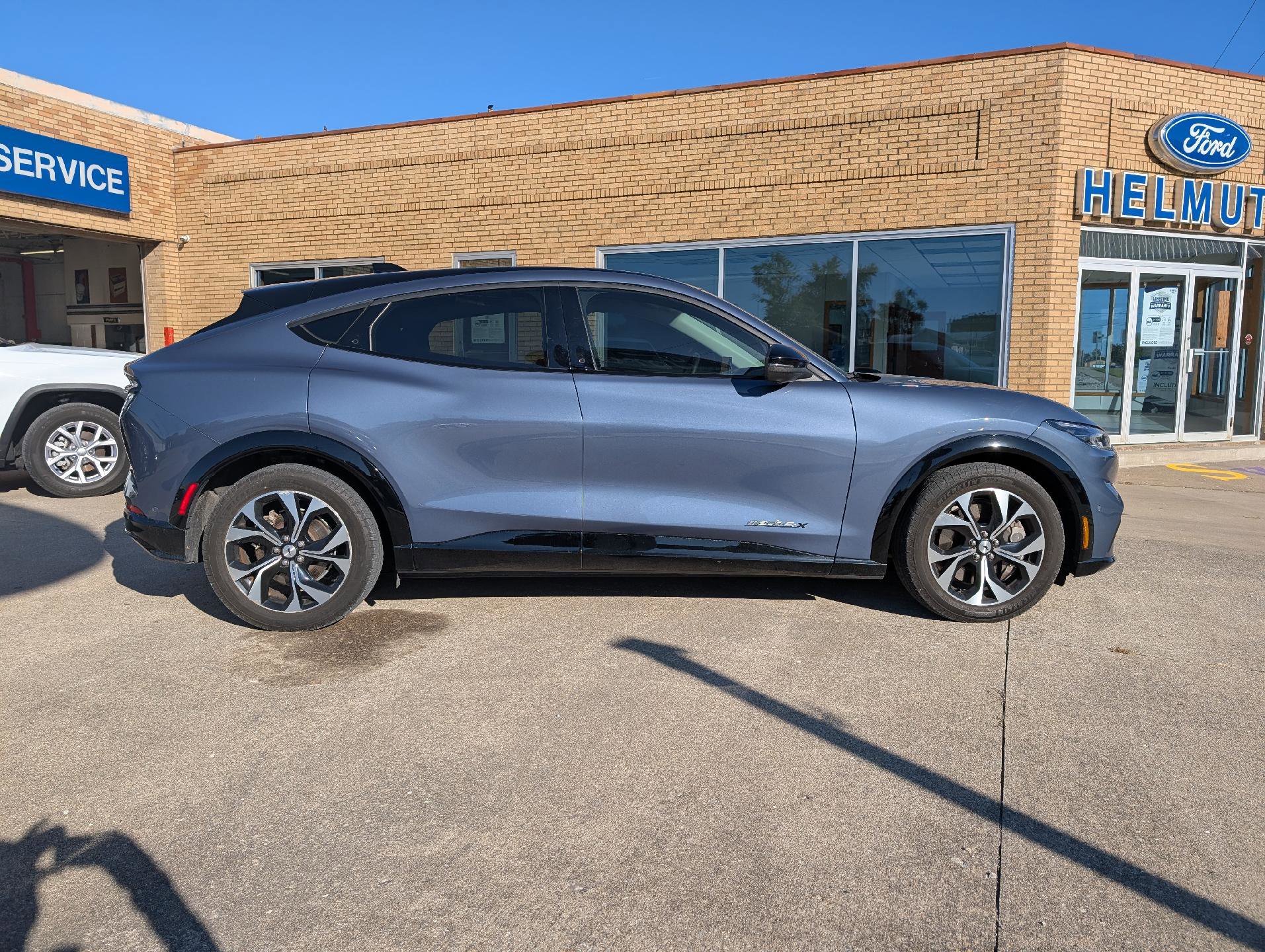 Used 2021 Ford Mustang Mach-E Premium image 5
