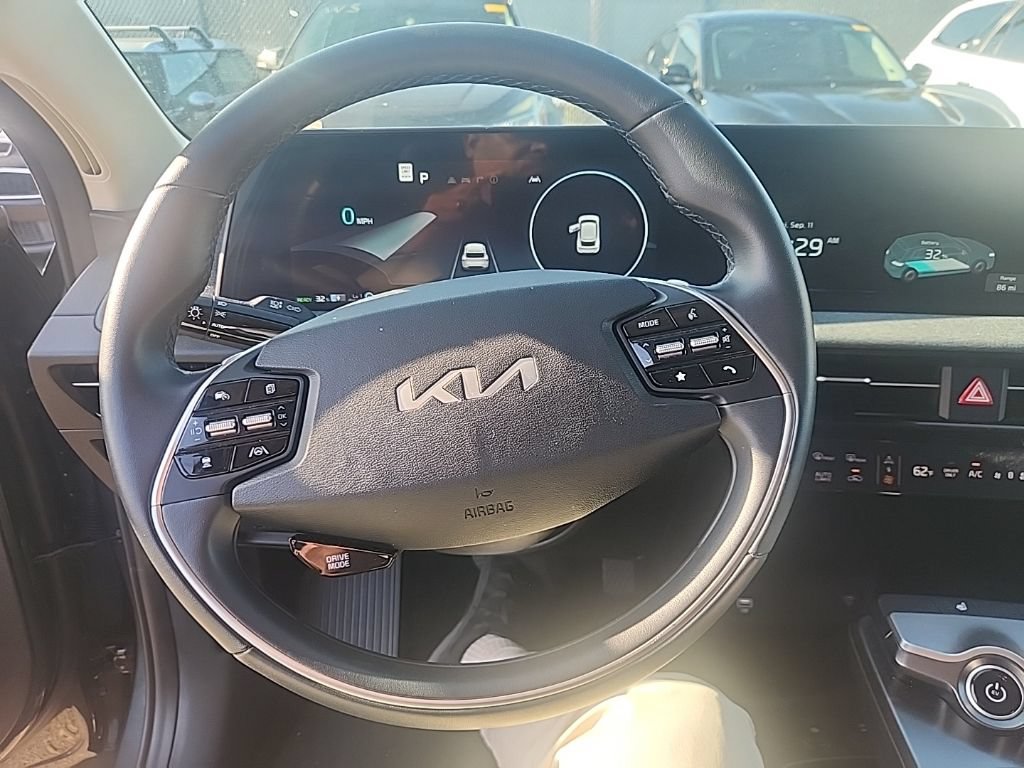 Certified 2024 Kia EV6 Light RWD image 21