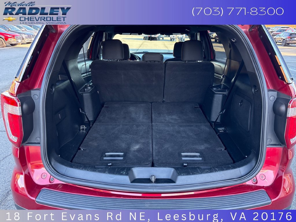 Used 2018 Ford Explorer XLT FWD image 12