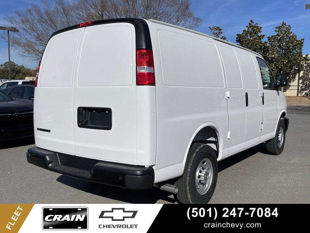 New 2025 Chevrolet Express 2500 image 7