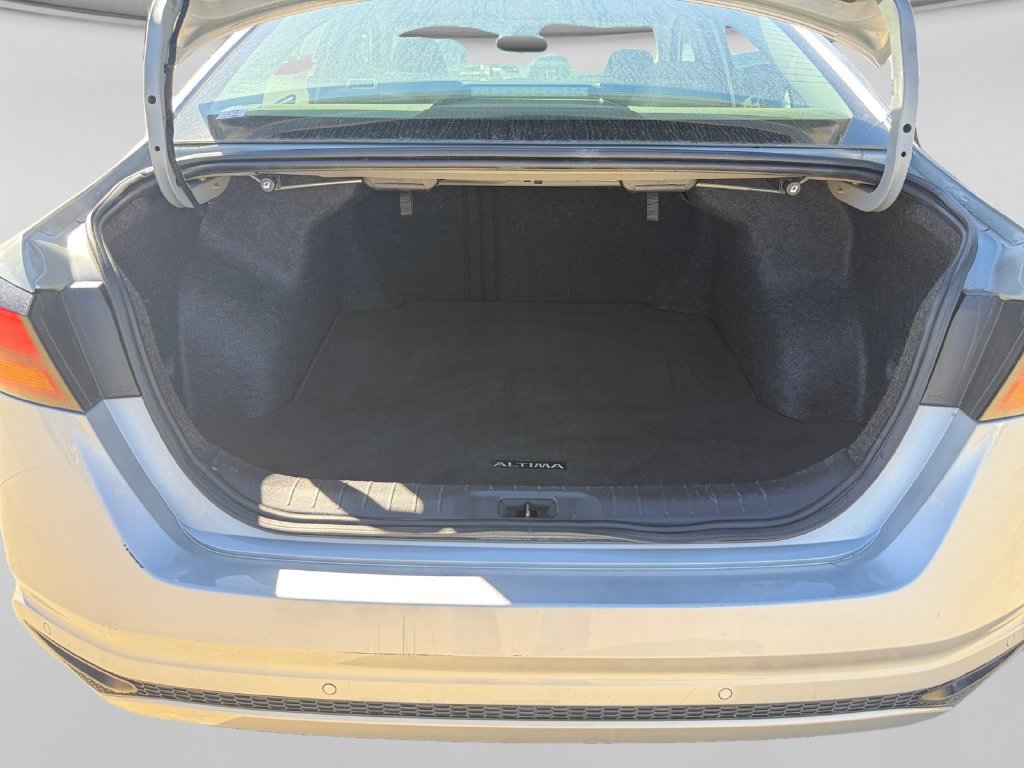 Used 2024 Nissan Altima 2.5 SV FWD image 27