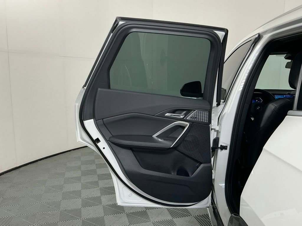 Certified 2024 BMW X1 xDrive28i w/ Convenience Package AWD/4WD image 9