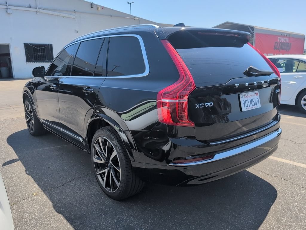 Used 2023 Volvo XC90 B6 Plus w/ Protection Package Premier AWD/4WD image 2