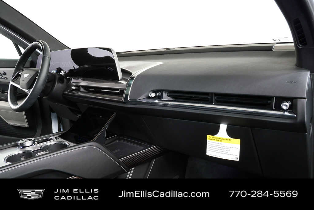 Certified 2026 Cadillac Vistiq Luxury AWD/4WD image 23