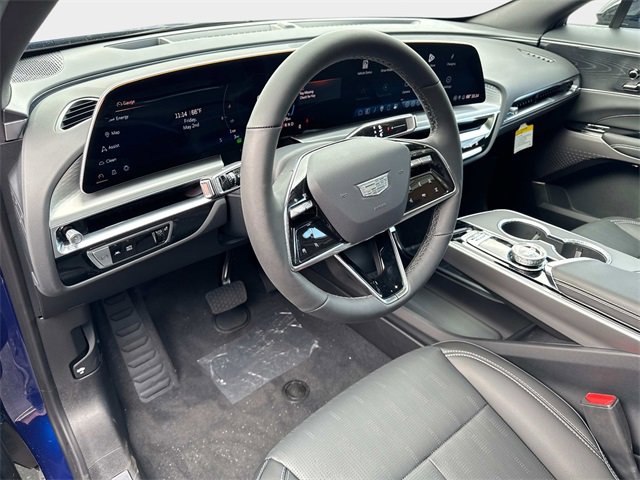 New 2025 Cadillac Lyriq Sport image 18