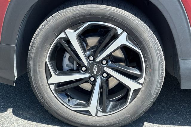Used 2023 Chevrolet TrailBlazer RS w/ Convenience Package FWD image 41
