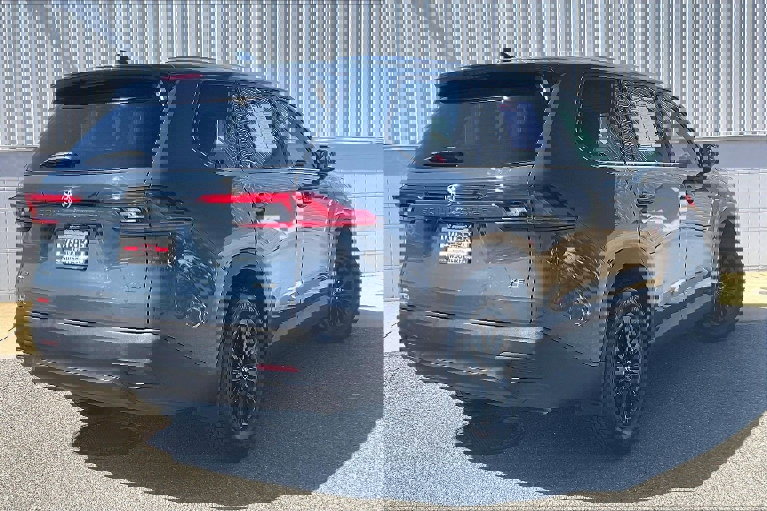 Used 2024 Toyota Grand Highlander XLE image 9