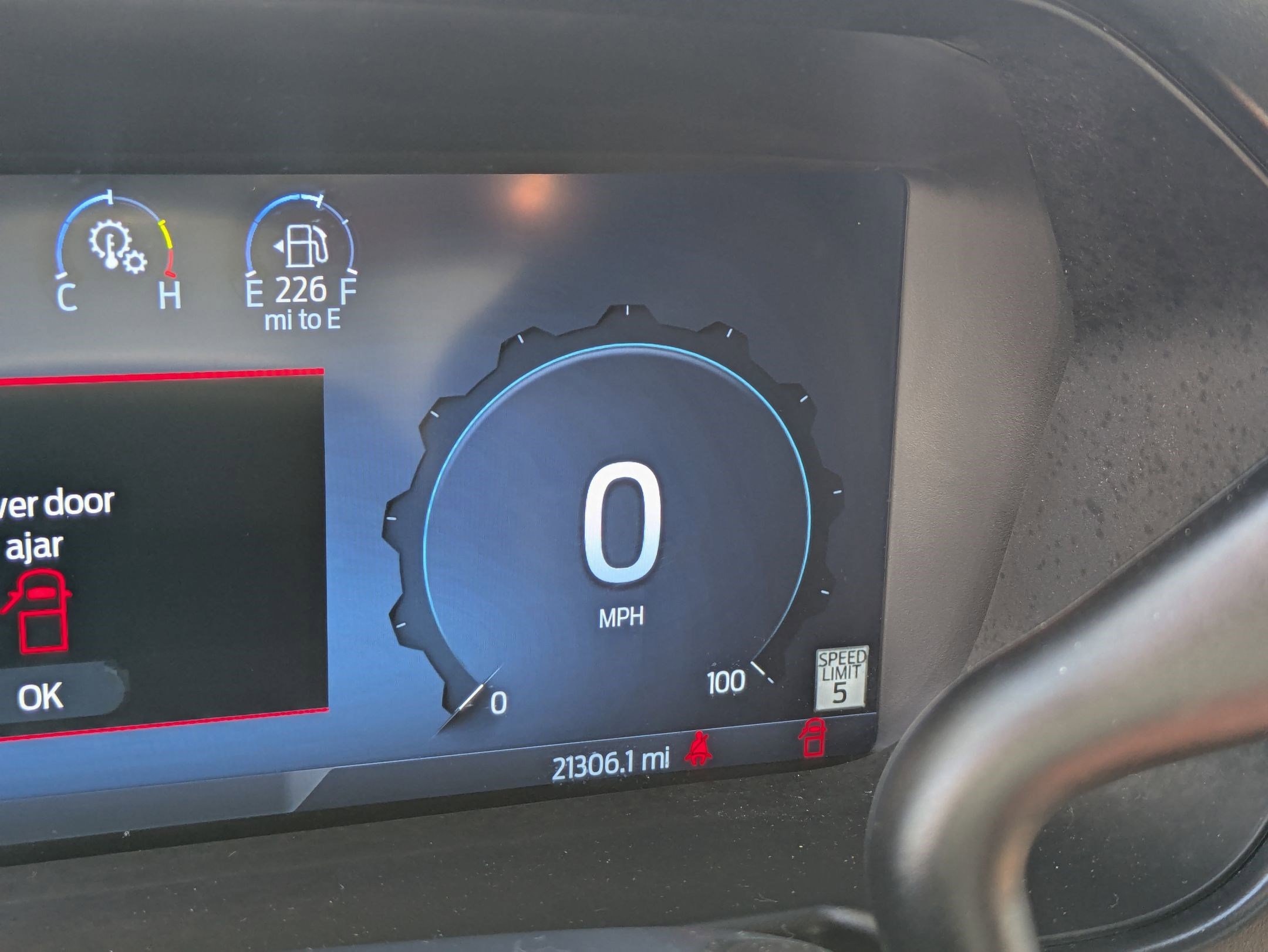 Used 2023 Ford F250 Platinum w/ FX4 Off-Road Package image 22