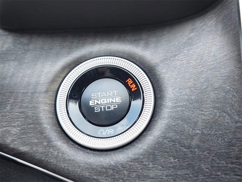 New 2025 Jeep Grand Cherokee Overland w/ Trailer Tow Package image 25