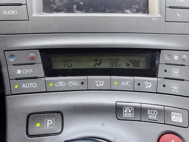 Used 2013 Toyota Prius One image 26