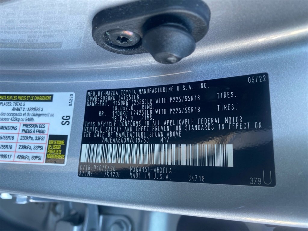 Used 2022 Toyota Corolla Cross XLE image 29