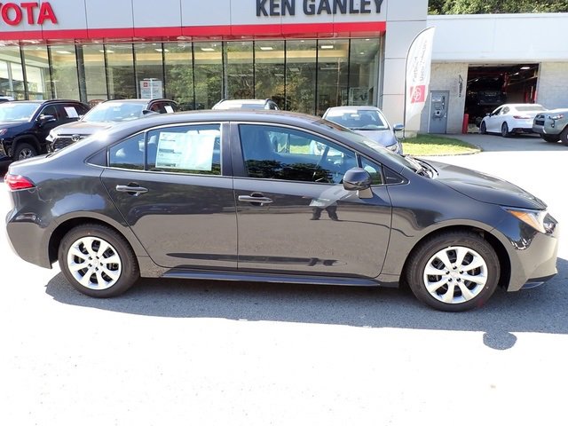 New 2026 Toyota Corolla LE image 2