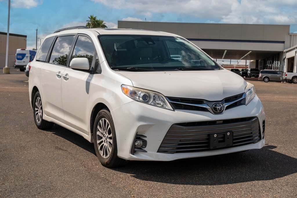 Used 2019 Toyota Sienna XLE