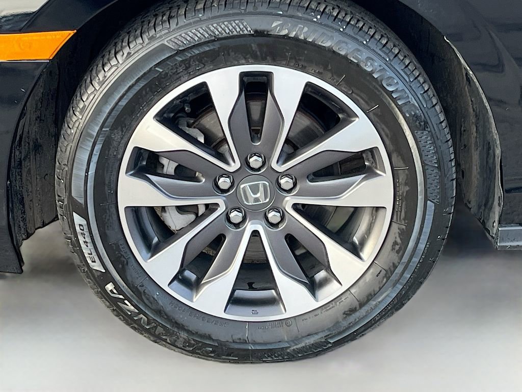 Used 2024 Honda Odyssey EX-L image 32