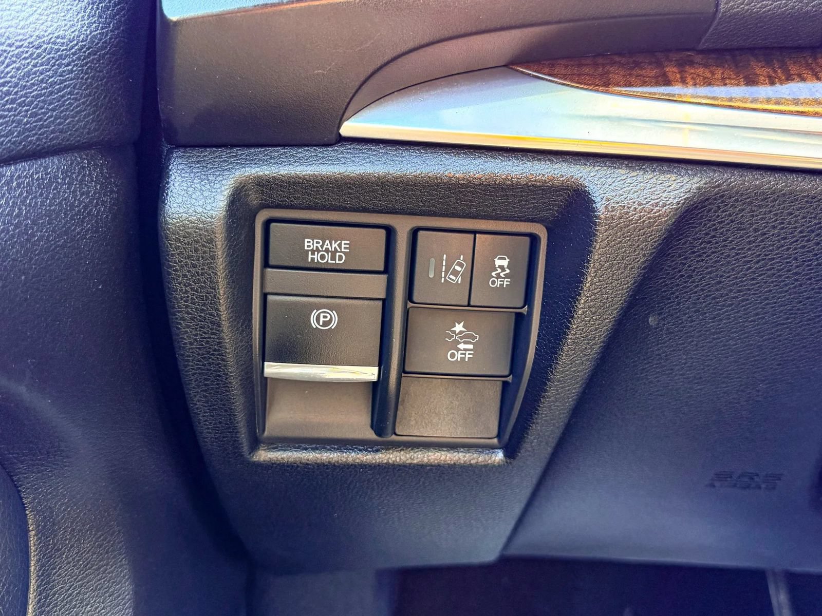 Used 2020 Acura MDX SH-AWD image 31