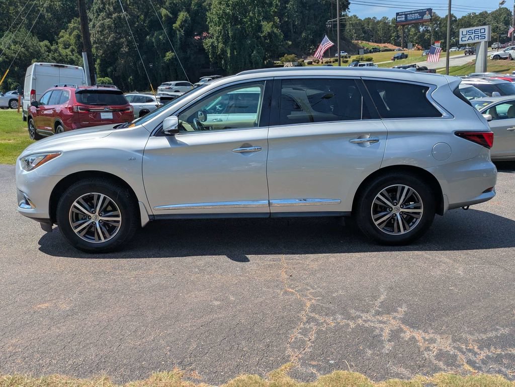 Used 2020 INFINITI QX60 Luxe w/ Essential Package FWD image 7