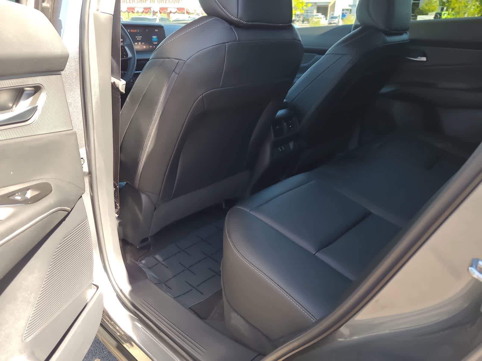 Used 2025 Nissan Murano SV AWD/4WD image 20