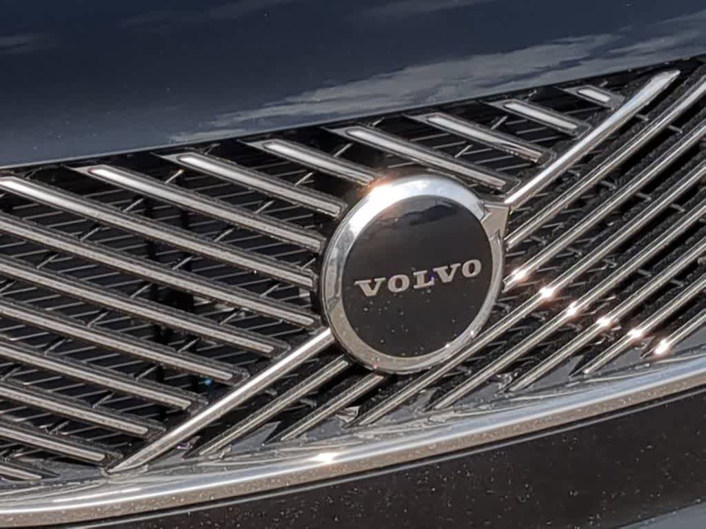 New 2026 Volvo XC90 B5 Core w/ Protection Package Premier AWD/4WD image 11