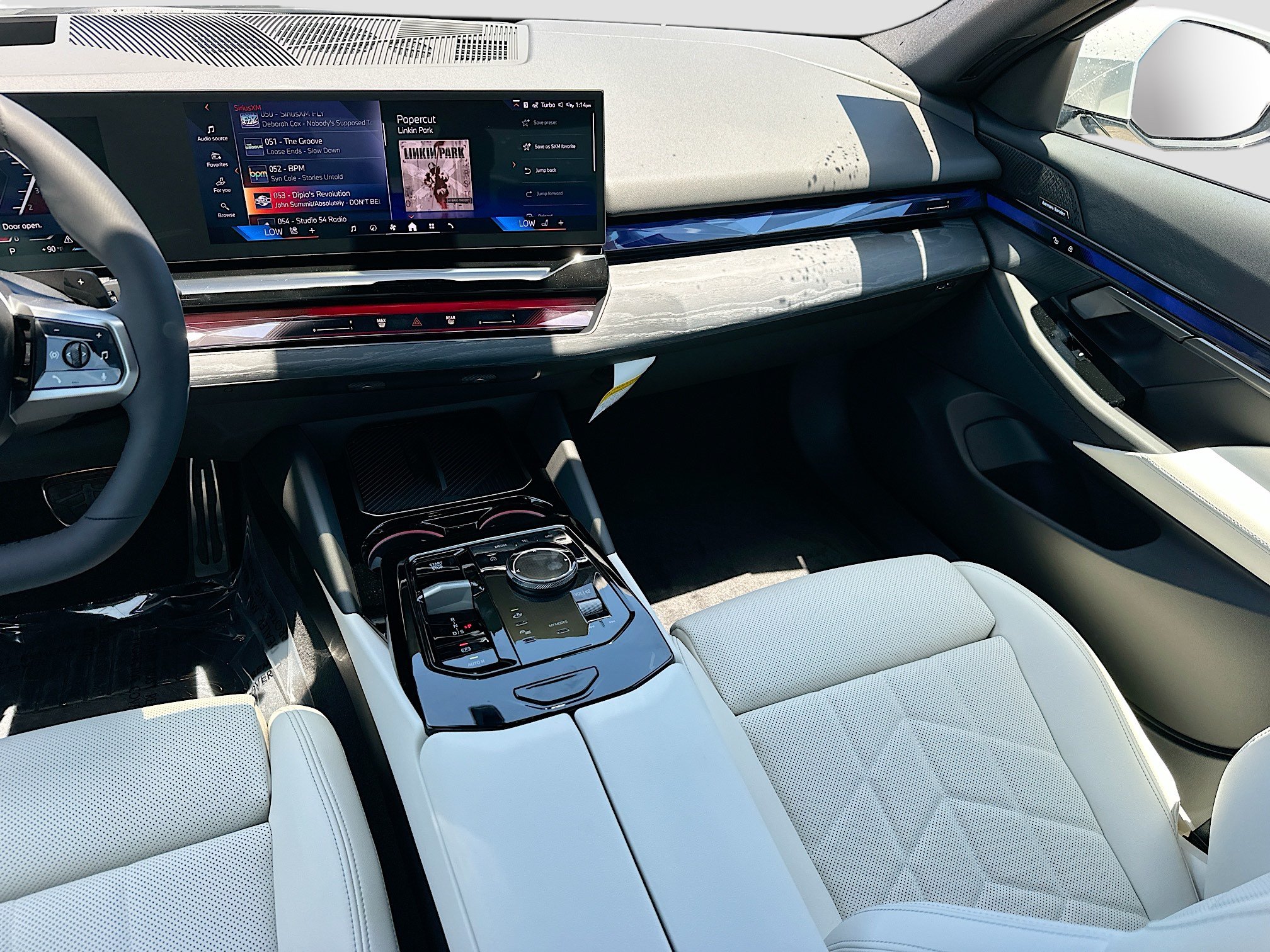 New 2027 BMW 530i xDrive w/ M Sport Package AWD/4WD image 17