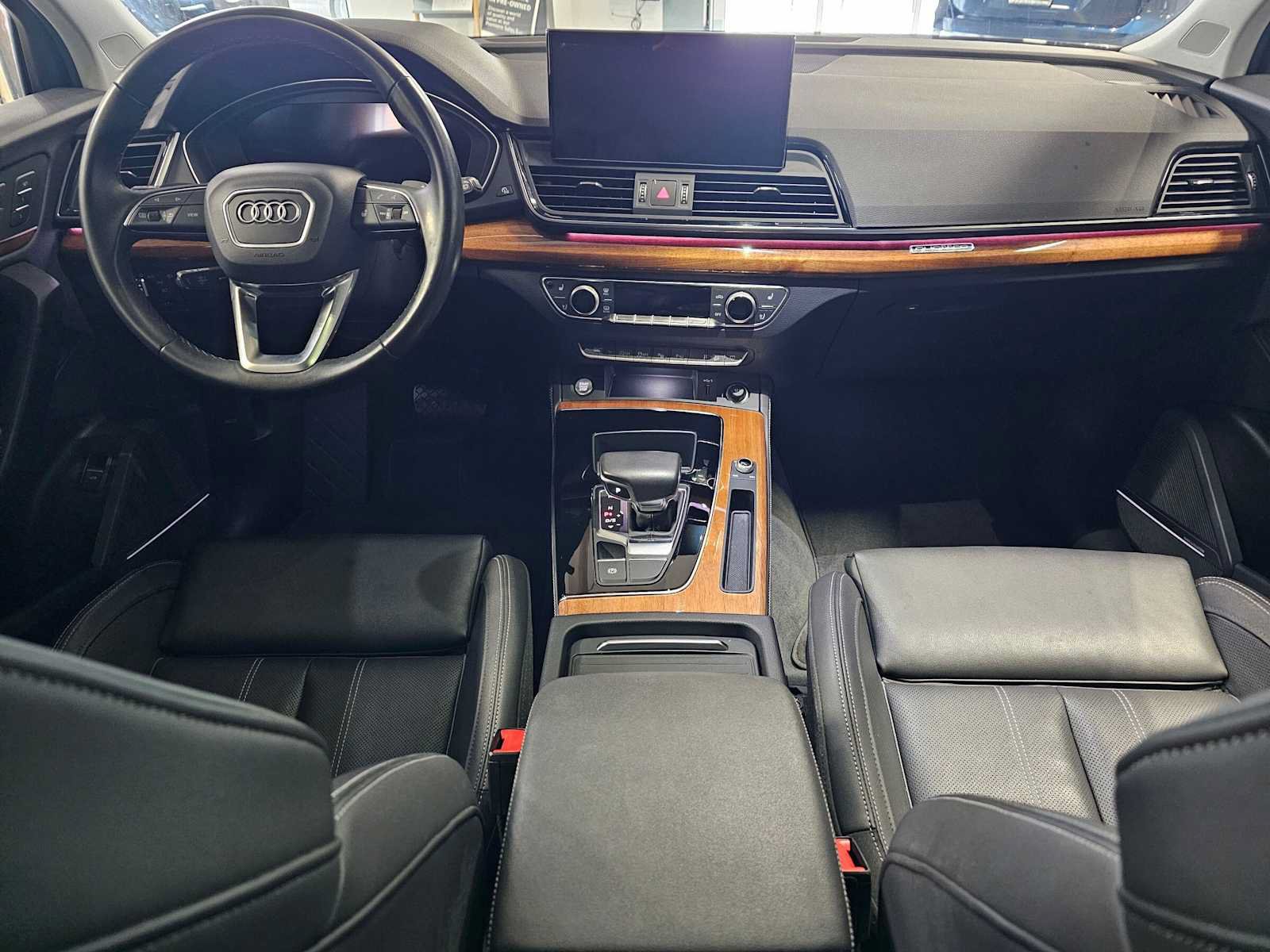 Used 2023 Audi Q5 2.0T Prestige w/ Prestige Package AWD/4WD image 19