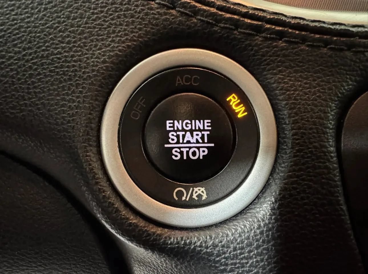 Used 2020 Dodge Charger Scat Pack RWD image 17
