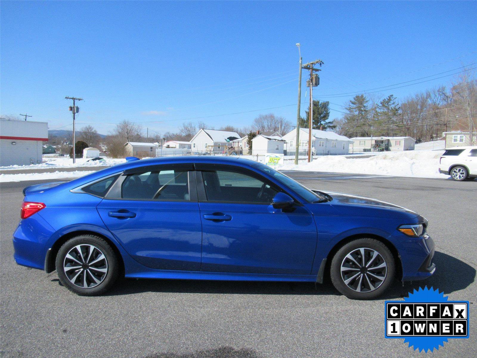 Used 2024 Honda Civic Touring image 2