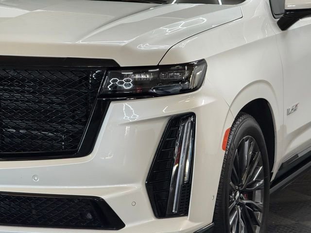 Used 2023 Cadillac Escalade V image 7