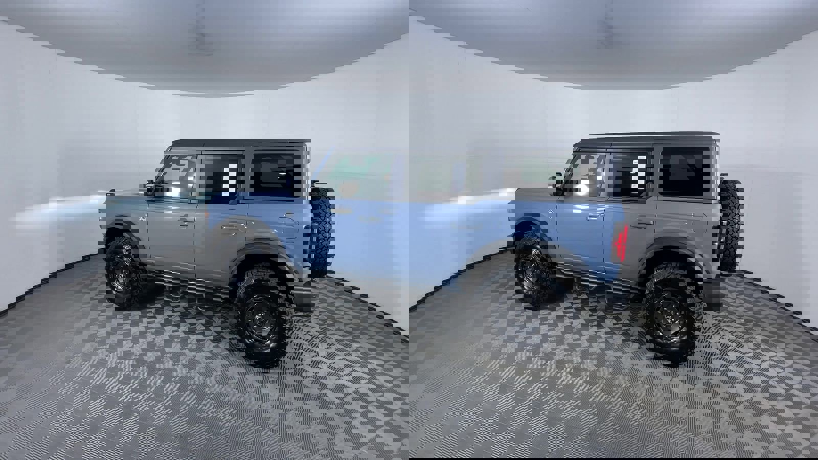 Used 2025 Ford Bronco Outer Banks w/ Sasquatch Package image 6