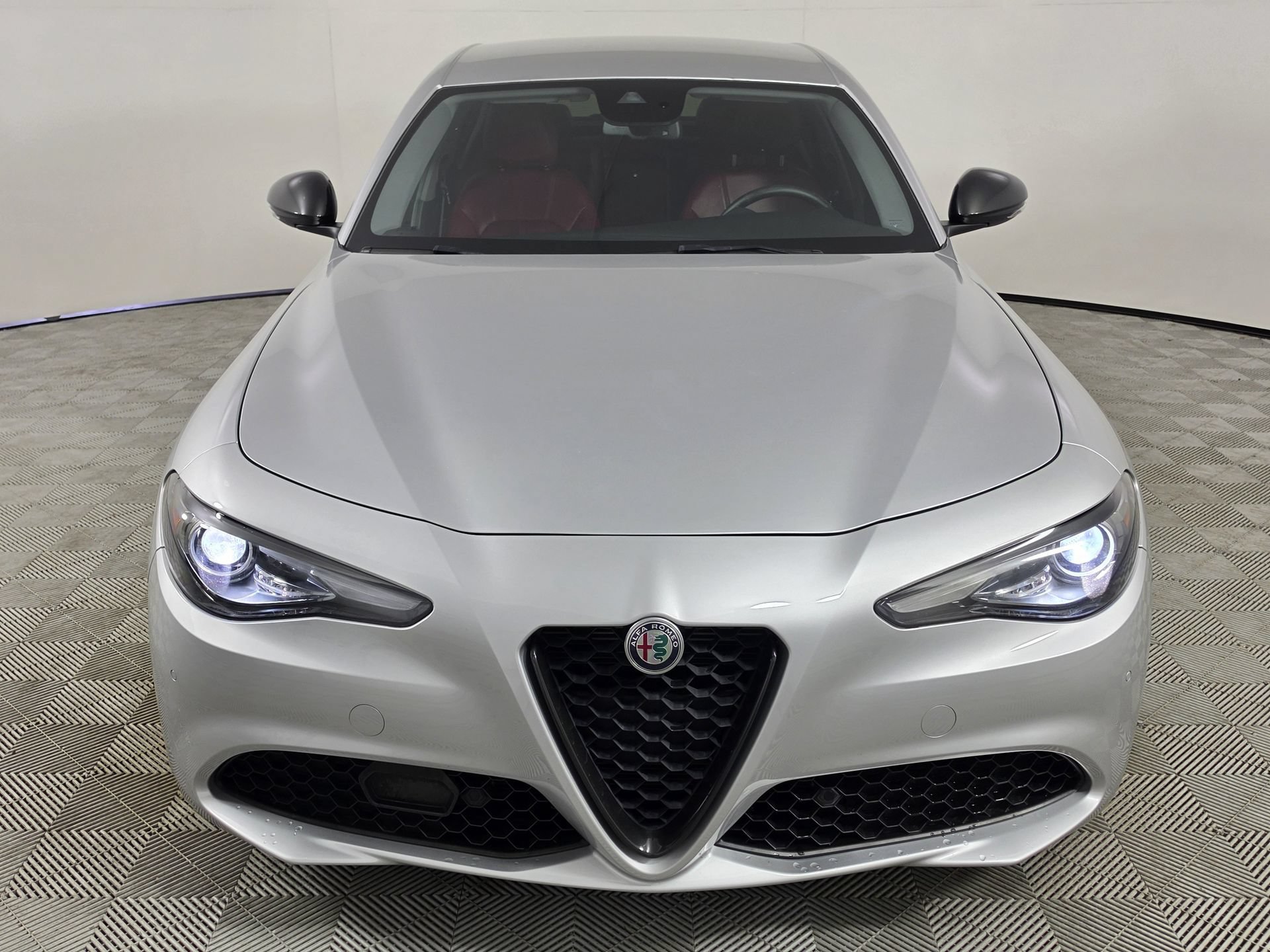 Used 2020 Alfa Romeo Giulia Ti w/ Nero Edizione RWD image 2