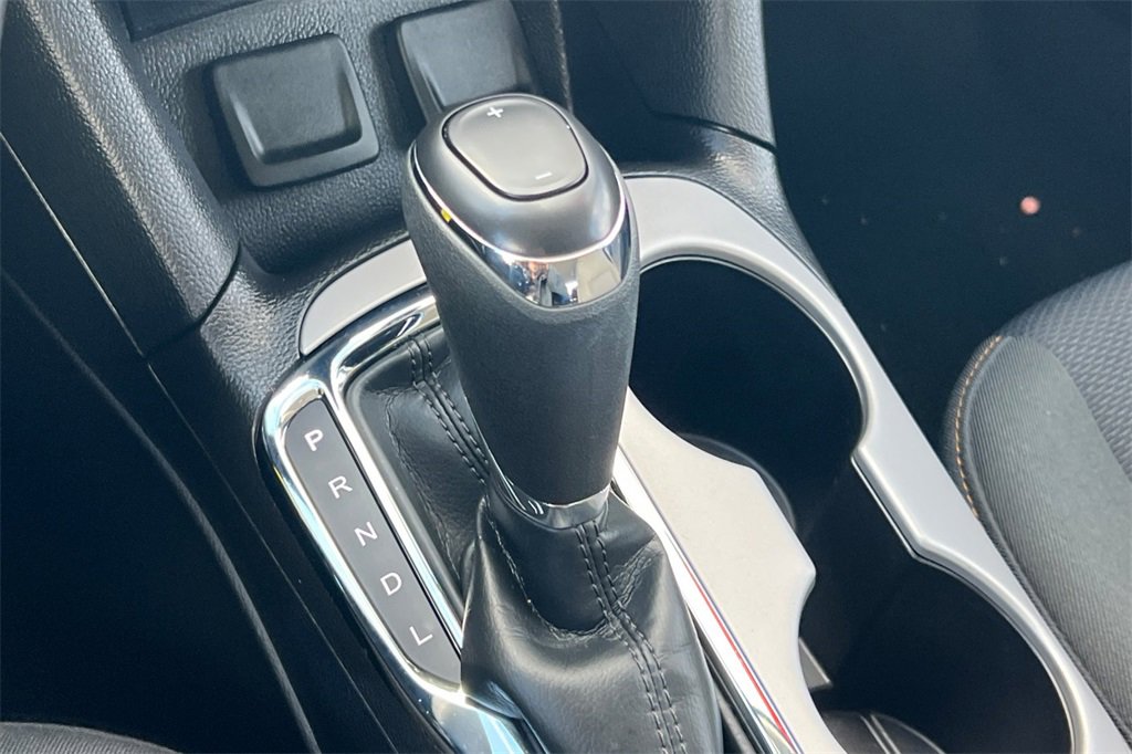 Used 2017 Chevrolet Cruze LS image 19