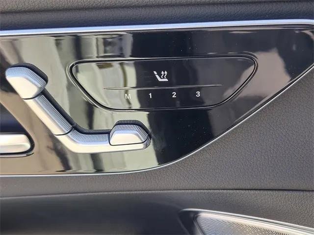 New 2025 Mercedes-Benz GLC 300 4MATIC image 18