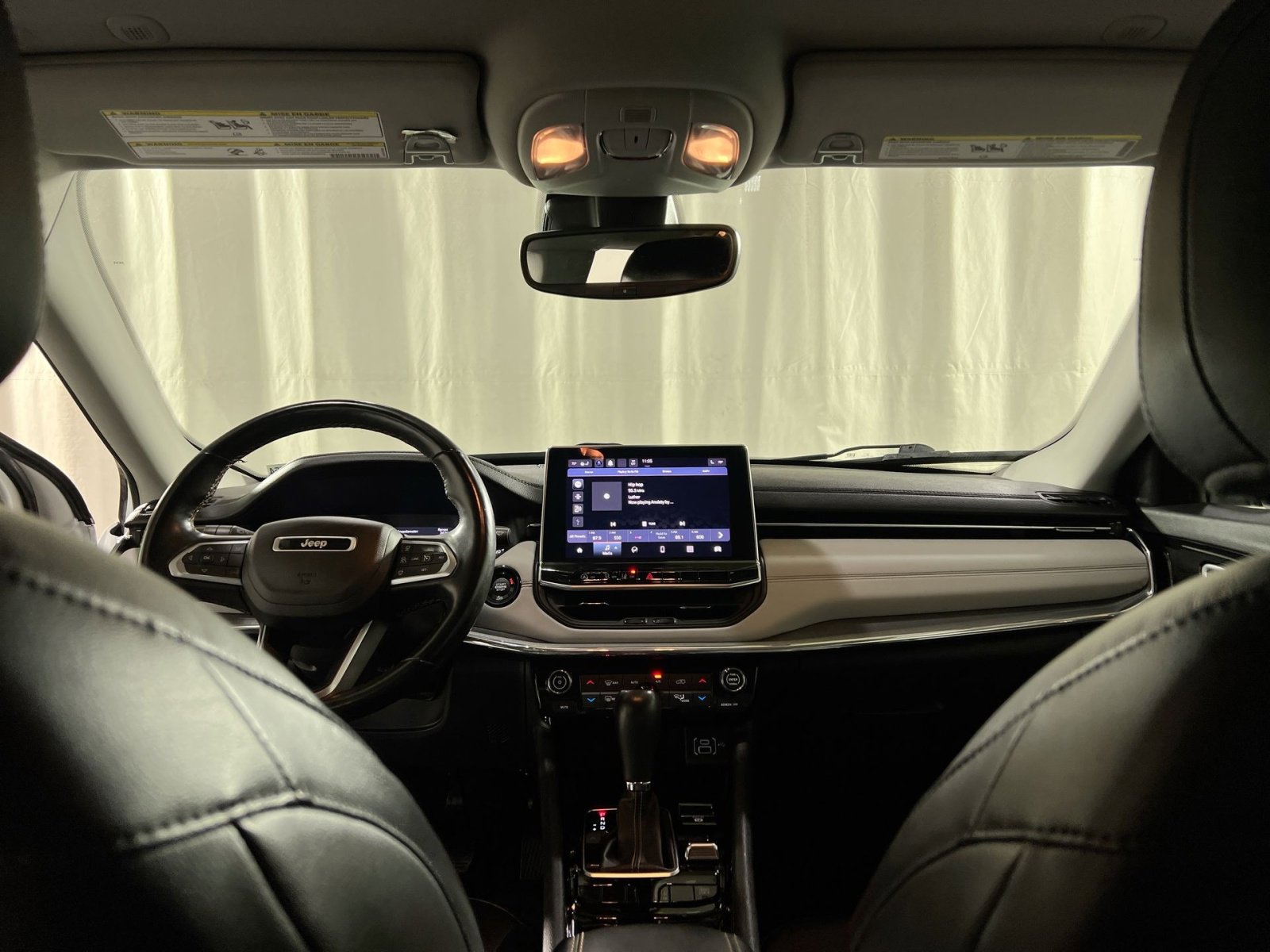 Used 2022 Jeep Compass Limited image 17