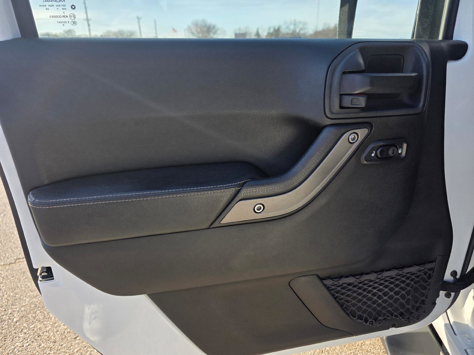 Used 2017 Jeep Wrangler Sport image 13